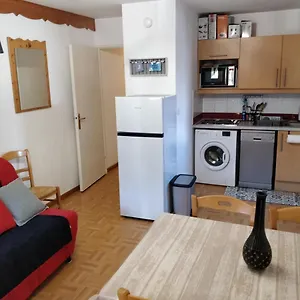 appartement-4-6-personnes-puy-saint-vincent.fr-provencehotel.com/