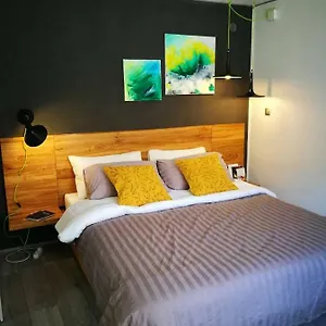 https://cres-art-studio-lime-apartment.primorje-gorskikotar.com